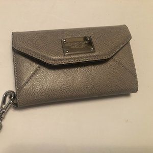 MICHAEL KORS IPHONE Case Wristlet 5 / 5S